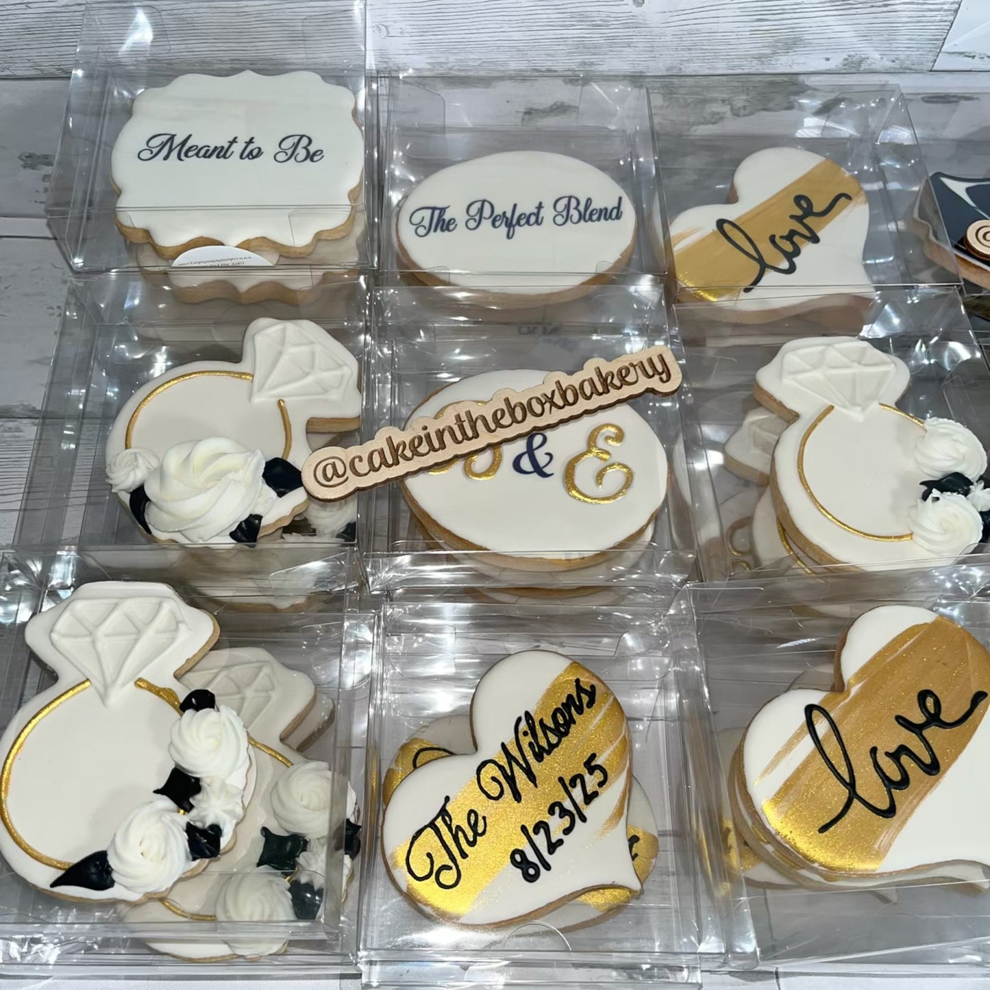 12 Wedding Cookies